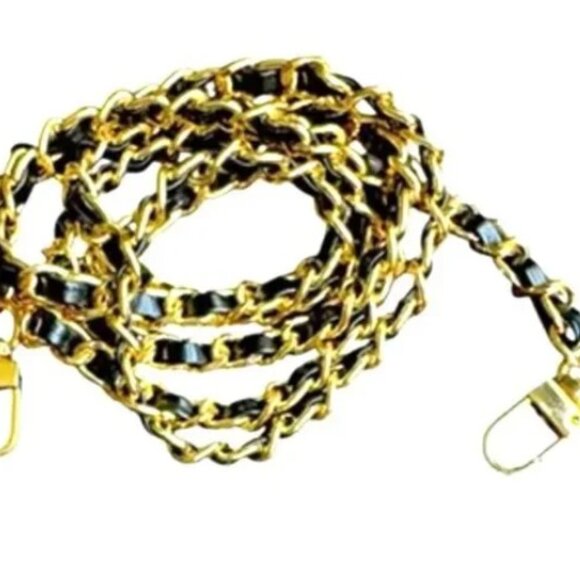 Chanel Vintage Black and Tan Leather Wallet - Picture 15 of 15